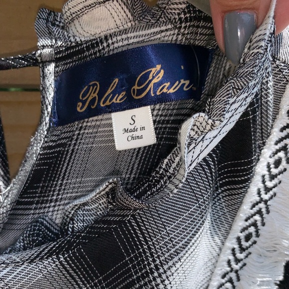 Francesca’s black and white top - Picture 4 of 8